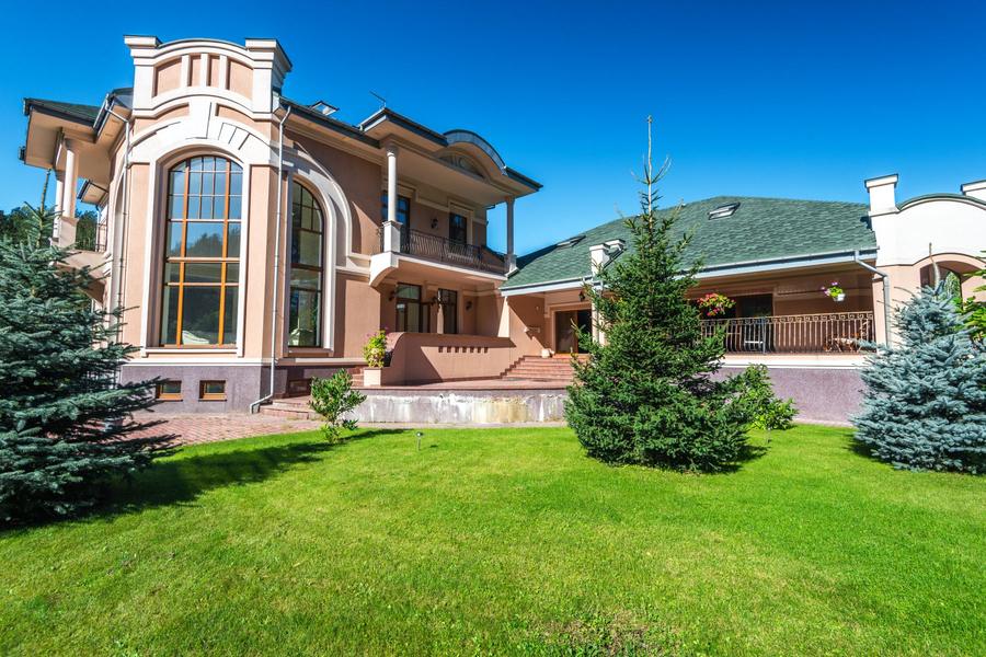 Formal estate with manicured grounds